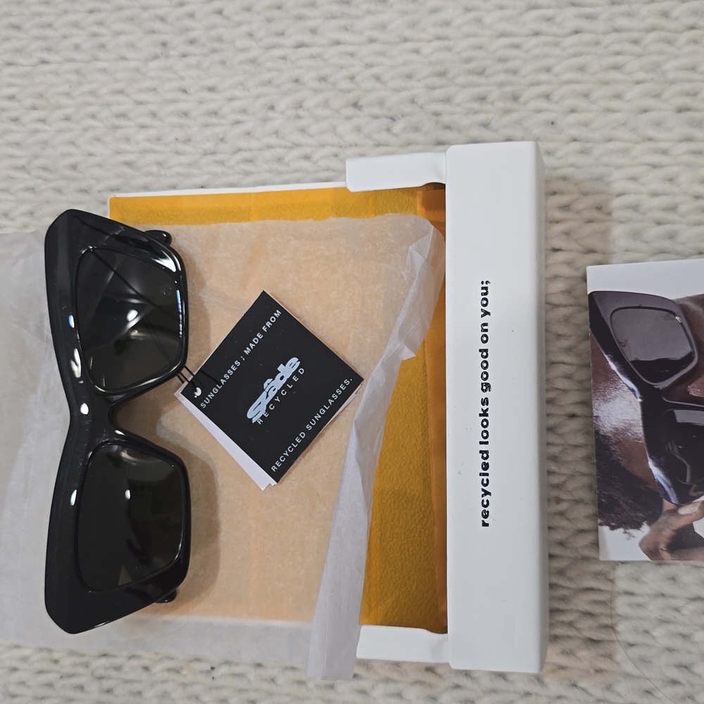 Szade Florey Lens - Black